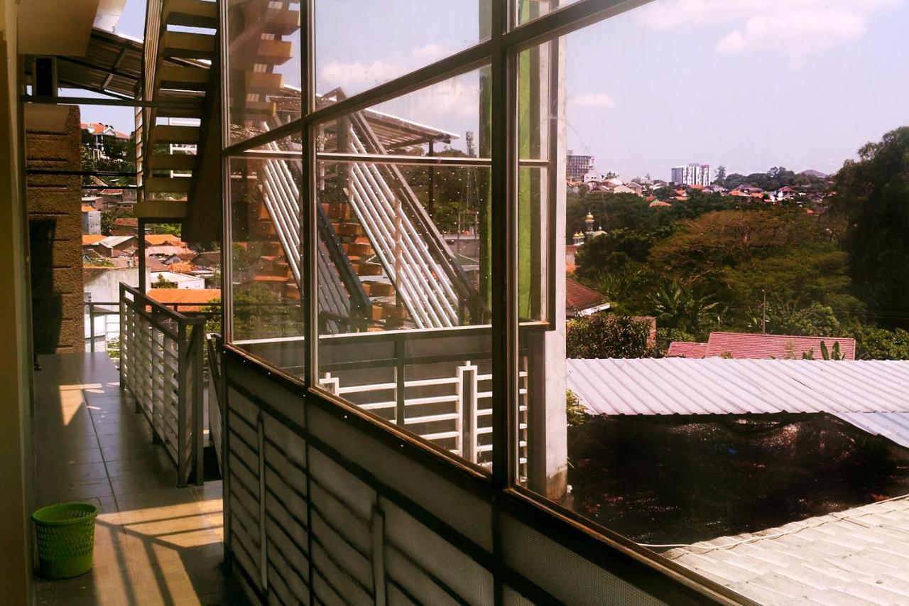 โอมะห์ เปเลม ชาเรียะห์ Hostel เซอมารัง ภายนอก รูปภาพ